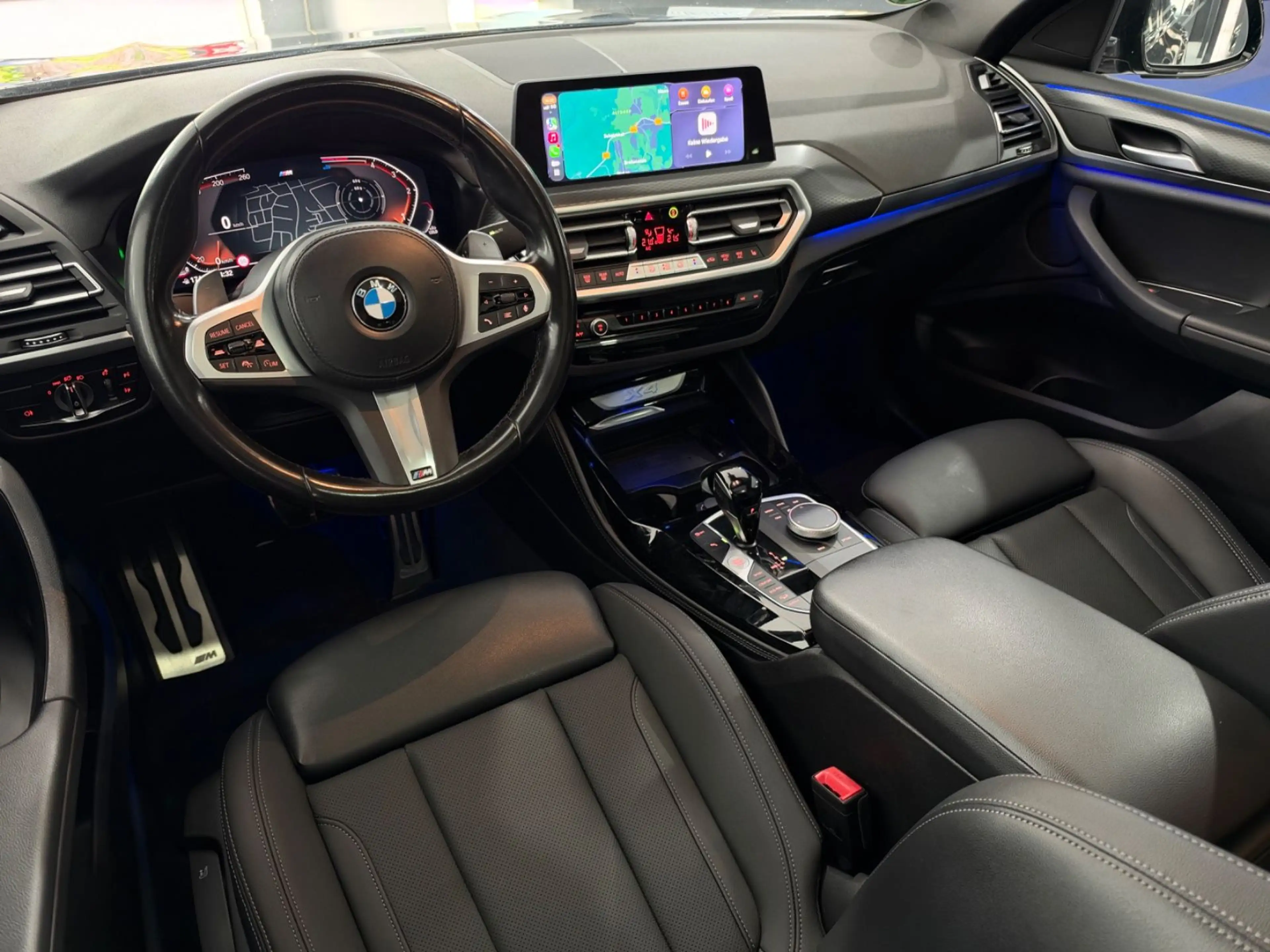 BMW X4 xDrive 20d*M-PAKET*PANO*ACC*AHK*KEYLESS*CARPL — photo 4