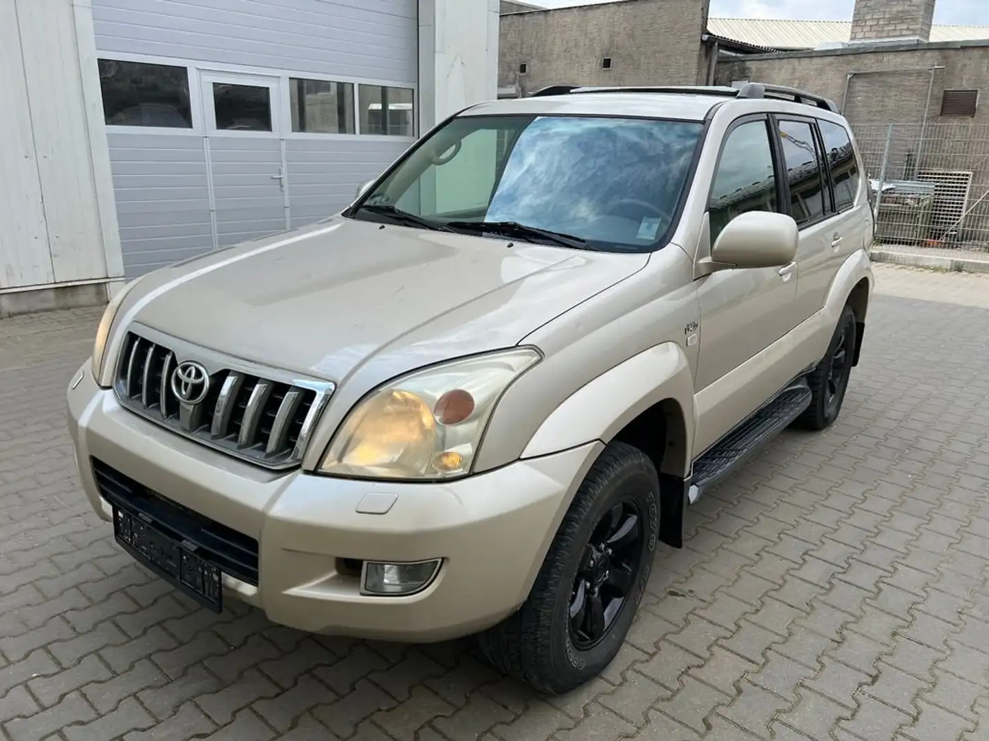 Toyota Land Cruiser Land Cruiser D-4d 50 th Anniversary Beige - 1