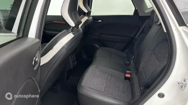 Renault Captur view 13