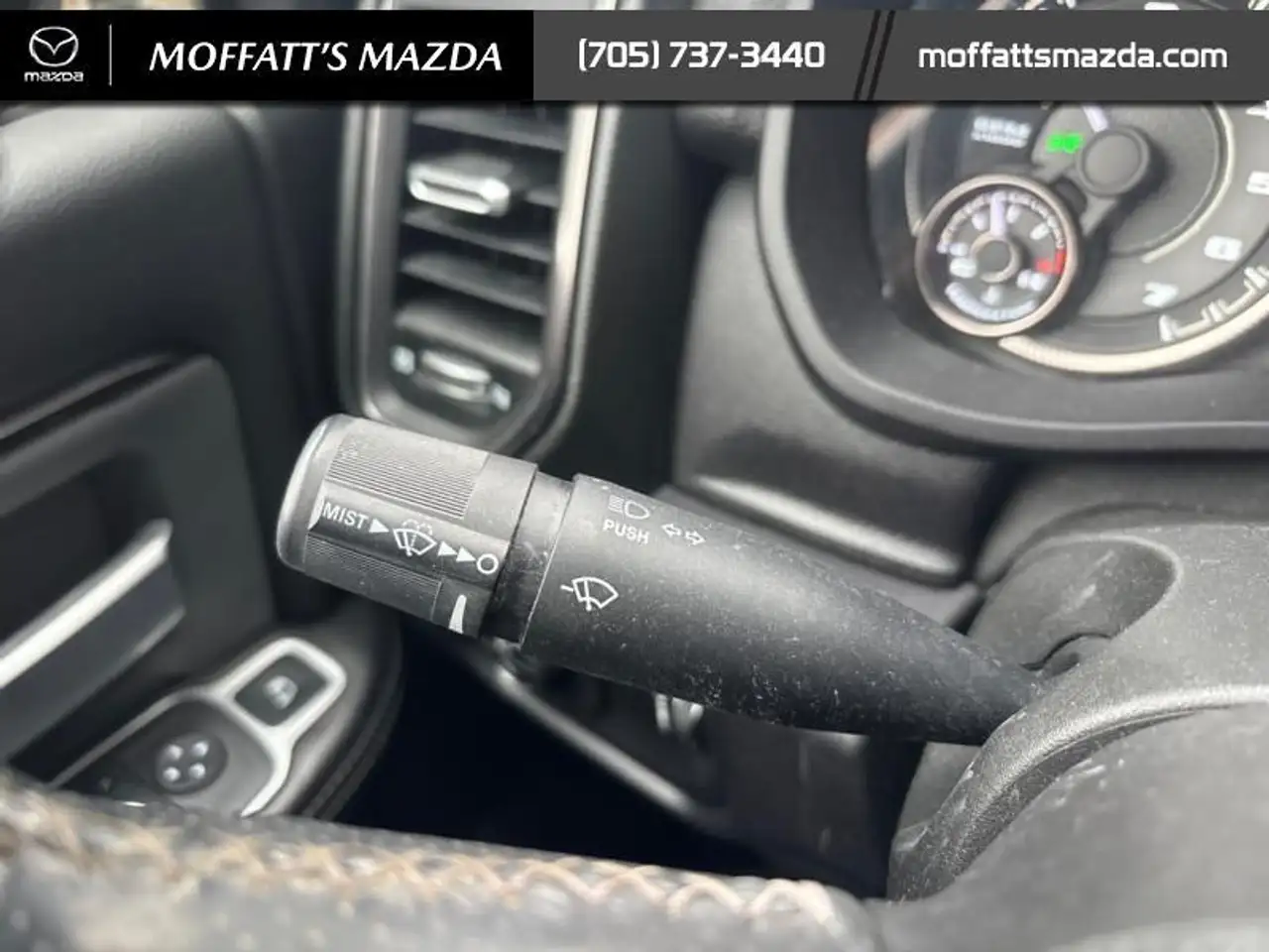 RAM 2500 снимка RAM 2500