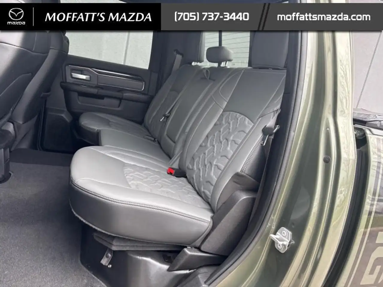 RAM 2500 снимка RAM 2500