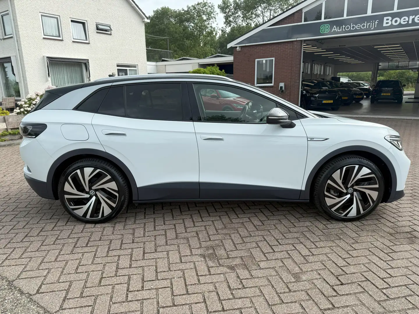 Volkswagen ID.4 First Max 77 kWh Panorama, 21'' Lmv, Trekhaak, 360 Bianco - 2