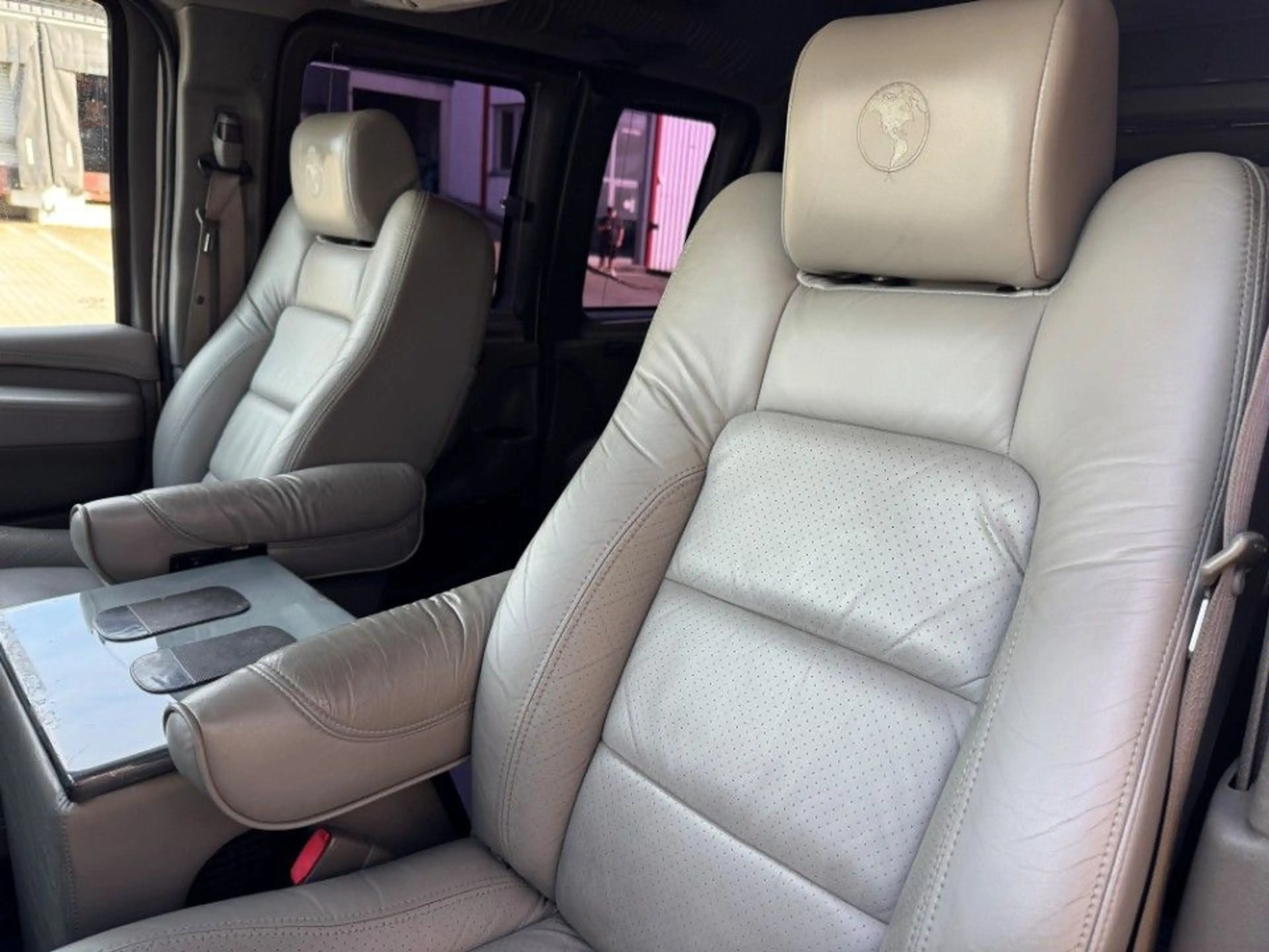 Chevrolet Express Chevy Van Explorer Ltd. ALLRAD Stabitrac — photo 5