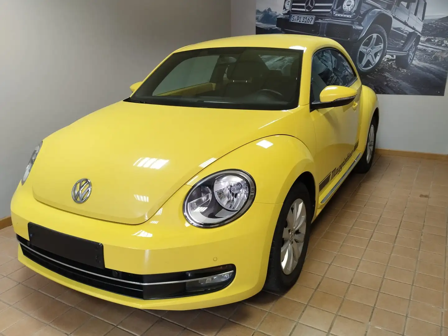 Volkswagen Maggiolino 1.6 tdi Design 105cv Yellow - 2