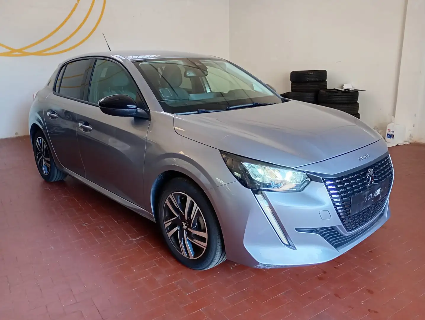 Peugeot 208 1.2 100cv Allure + Navi + Camera Grigio - 1