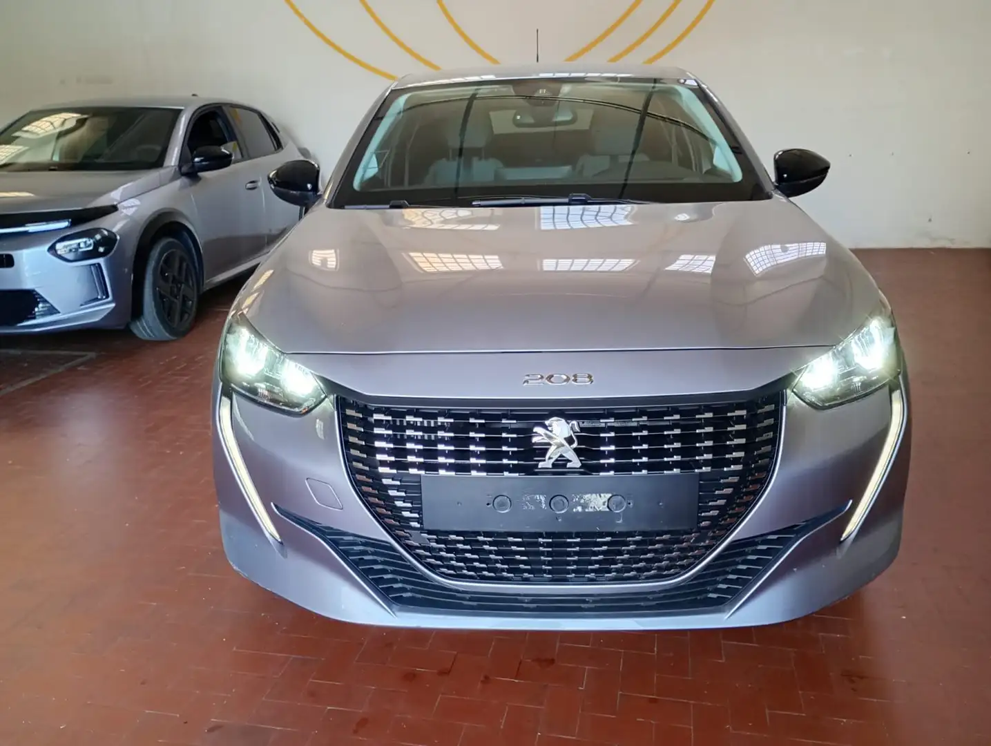 Peugeot 208 1.2 100cv Allure + Navi + Camera Grigio - 2