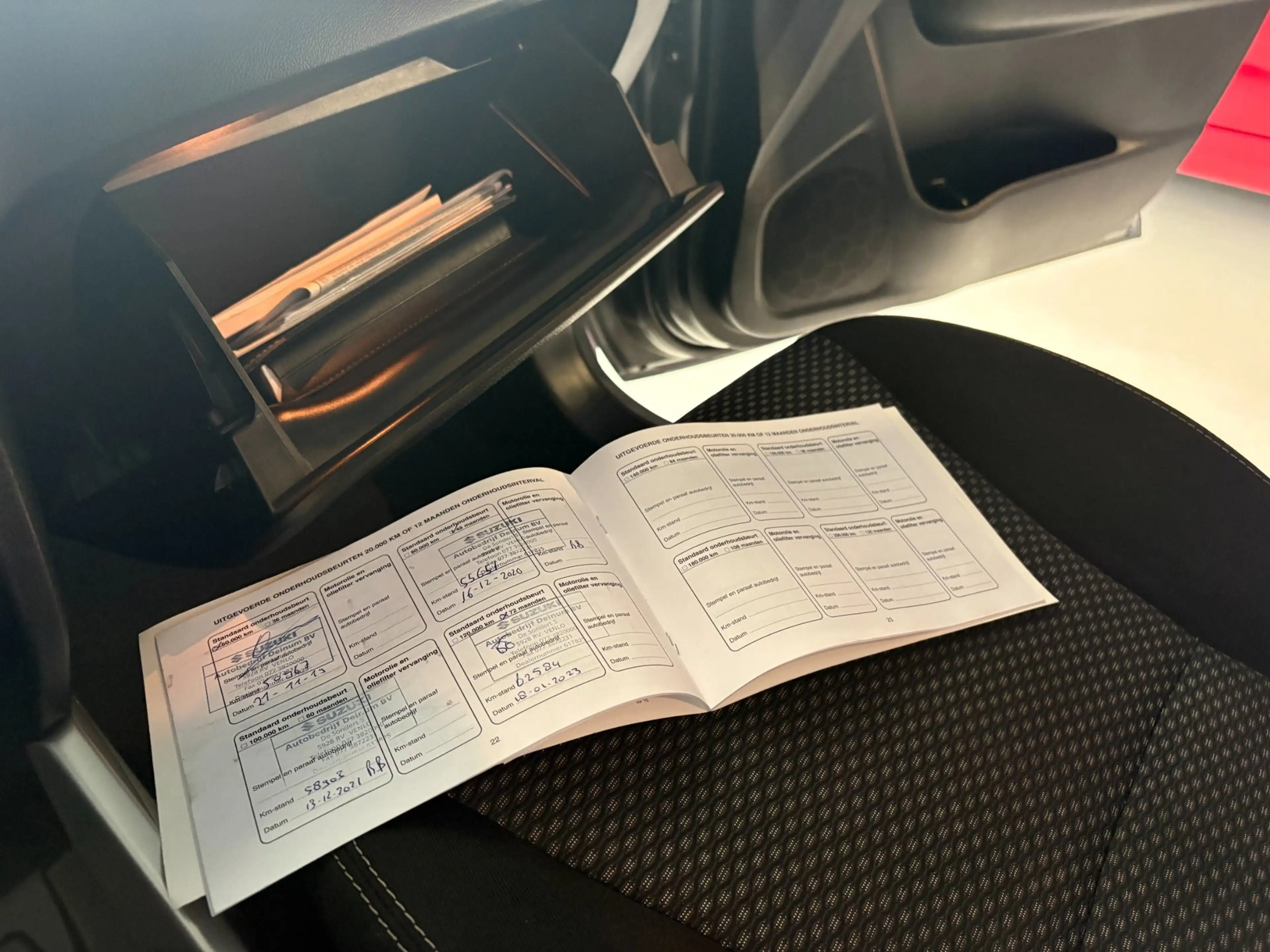 Suzuki Vitara 1.6 Exclusive — photo 10