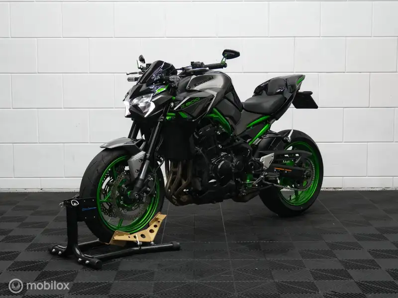 Kawasaki Z900 - foto 6