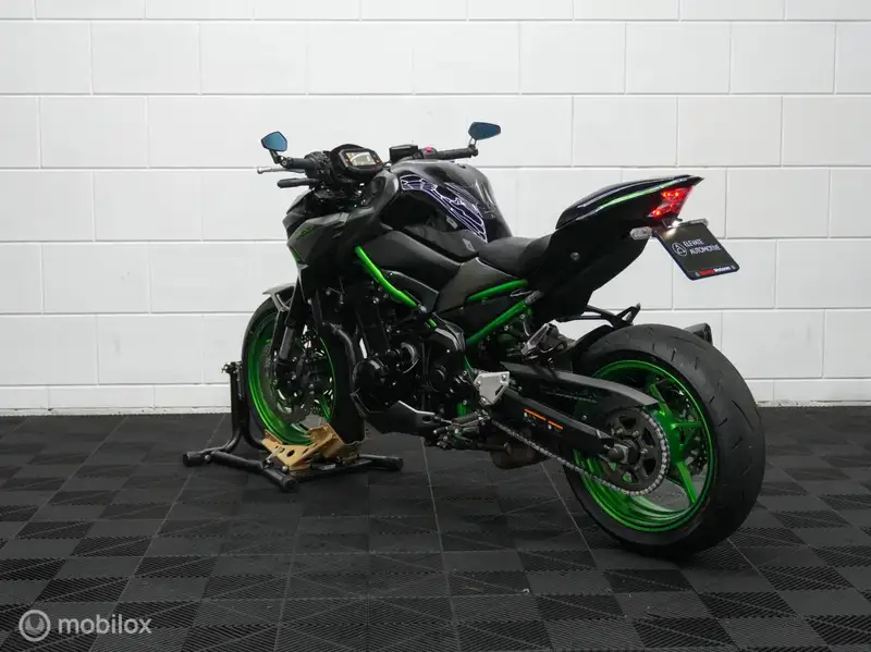 Kawasaki Z900 - foto 4