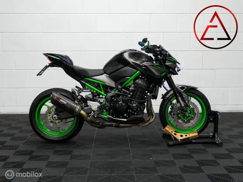 Kawasaki Z900 - foto 2