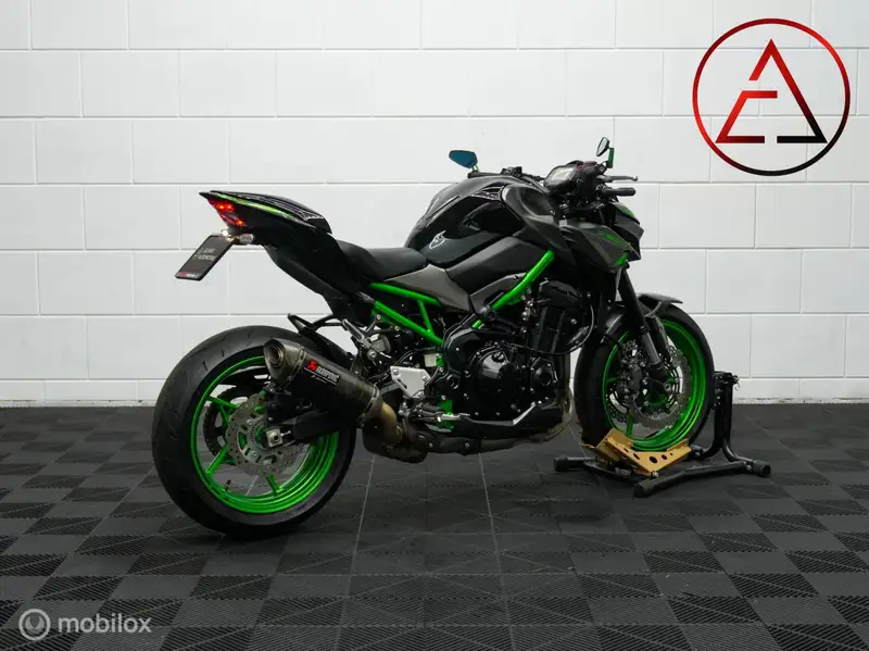 Kawasaki Z900 - foto 3