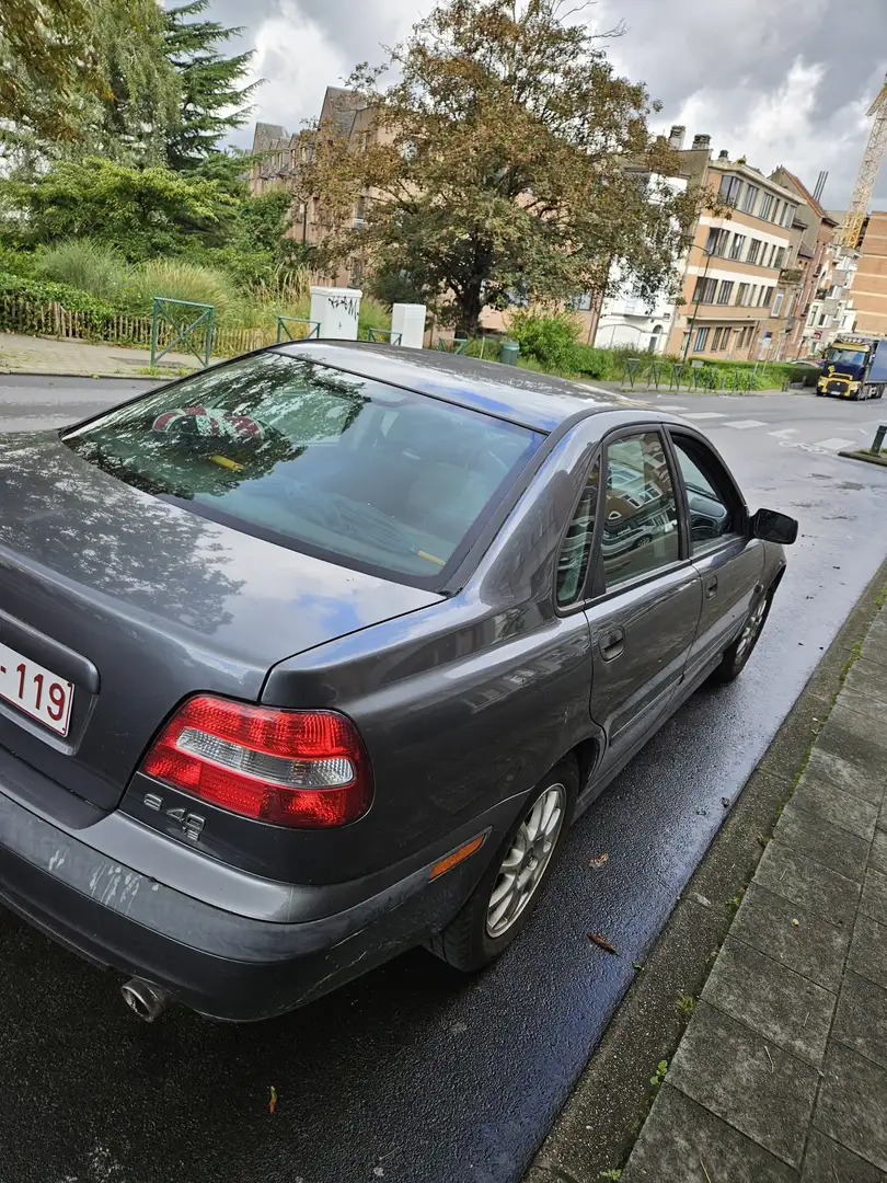 Volvo S40 1.6i 16v - 1