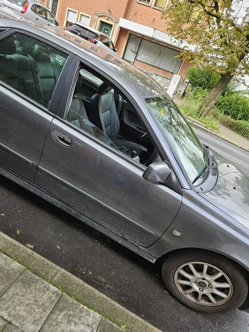 Volvo S40 1.6i 16v - 2