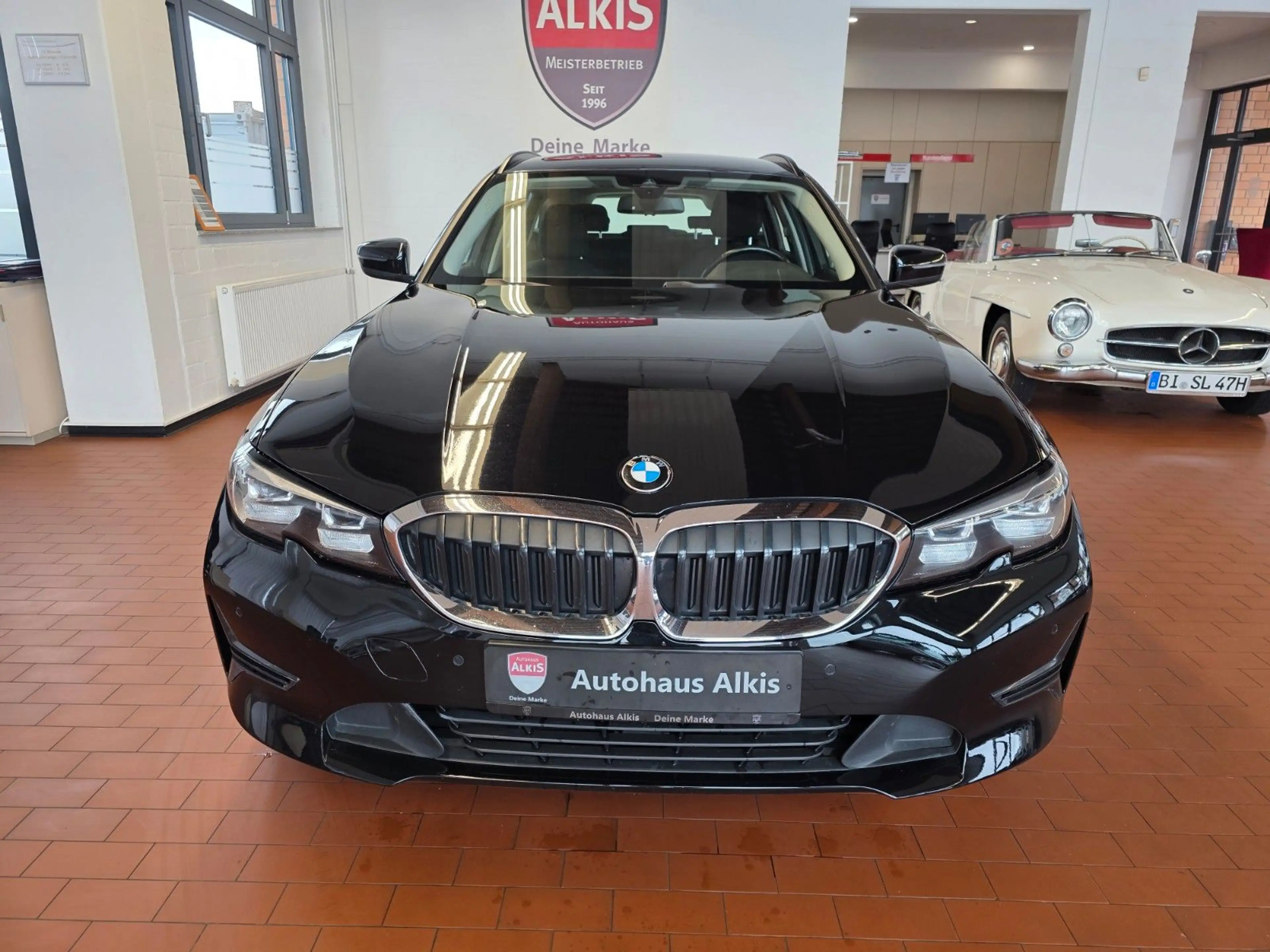 BMW 318 d+Advantage+Volldigitales Cockpit+Rückfahrkam — photo 4