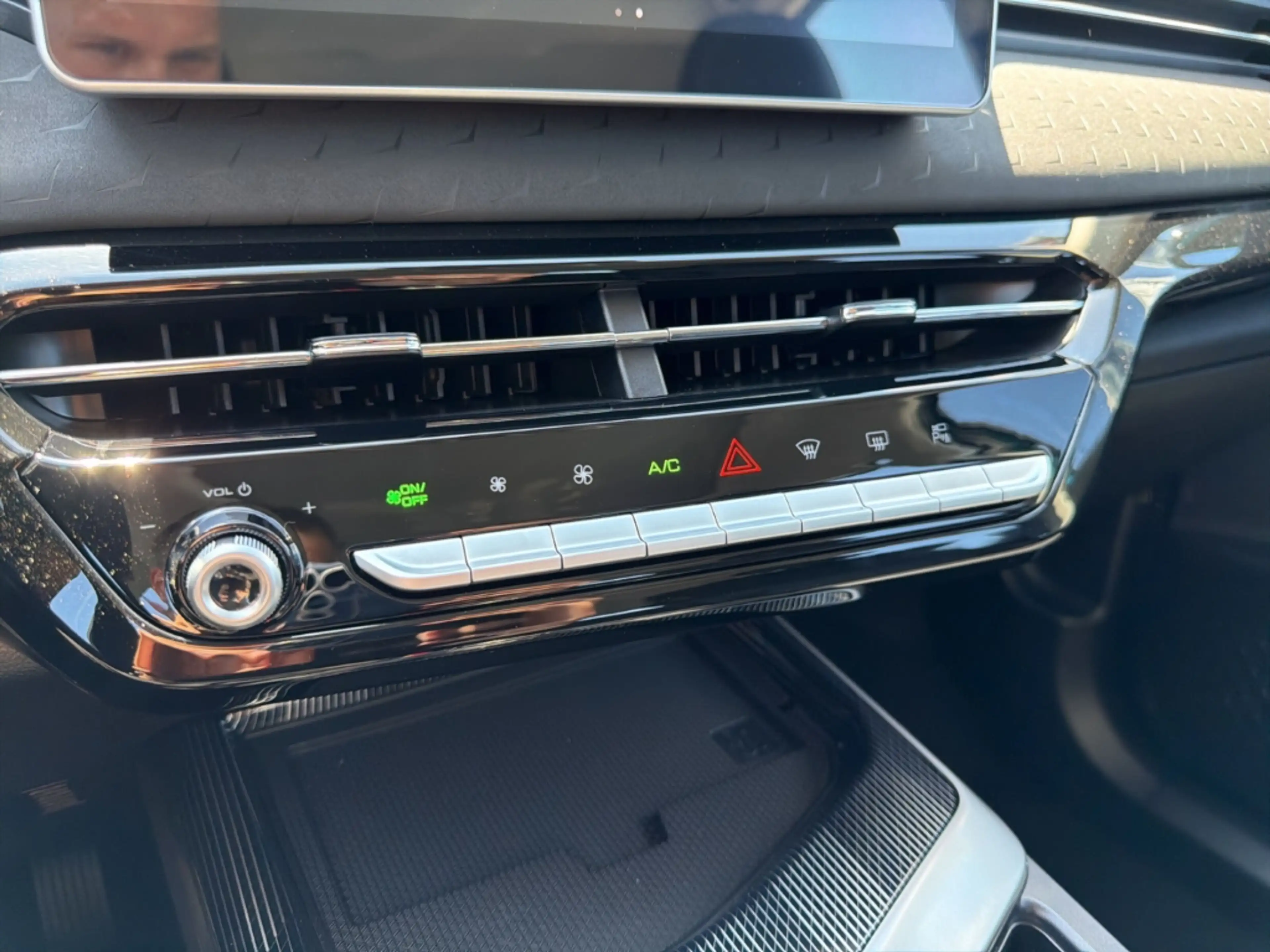 GWM HAVAL Jolion Pro 1.5 Turbo 7G-DCT Premium *sofort* Pano App-Navi Ka — photo 19