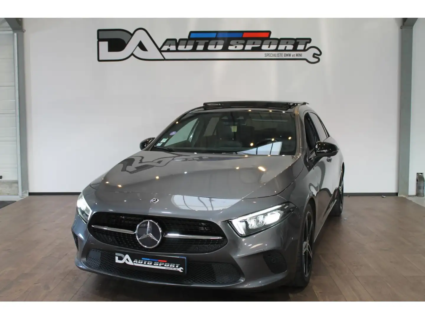 Mercedes-Benz CL A 180 - BV 7G-DCT  BERLINE 5P - BM 177 Progressive Gris - 1
