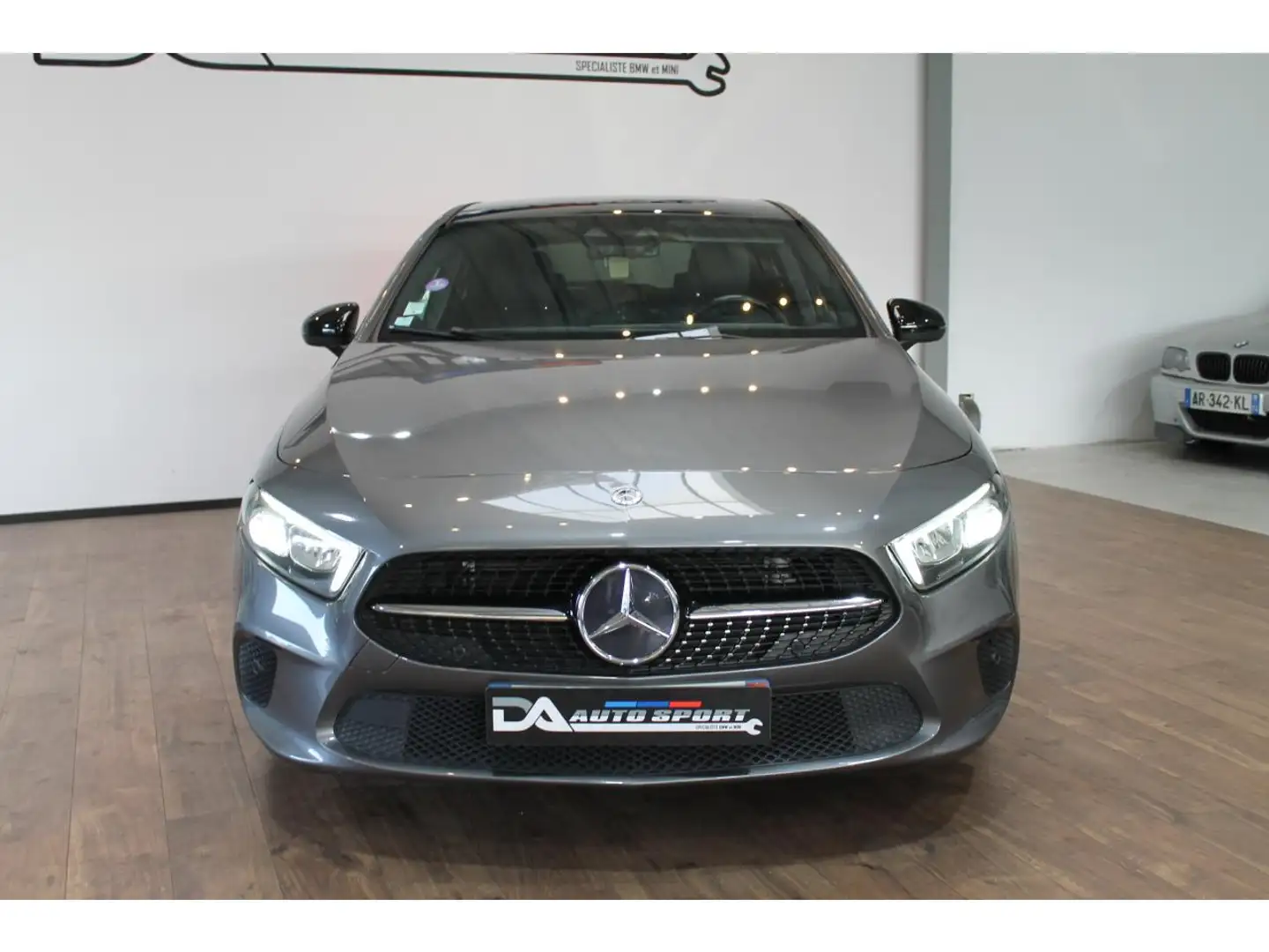 Mercedes-Benz CL A 180 - BV 7G-DCT  BERLINE 5P - BM 177 Progressive Gris - 2