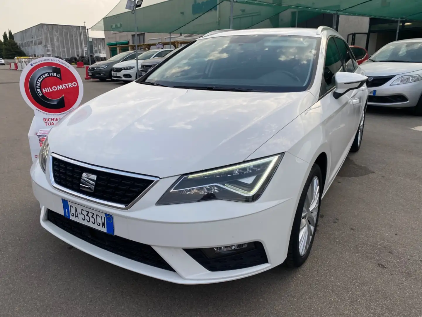 SEAT Leon 1.6 TDI 115 CV ST Business Bianco - 1
