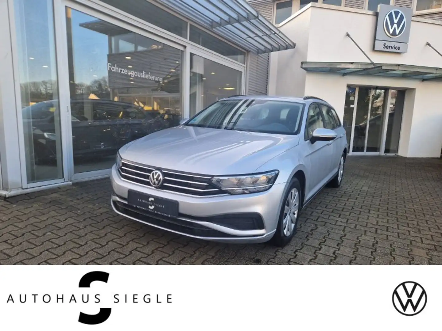 Volkswagen Passat Variant 1.6 TDI DSG Navi ACC LED Sitzheizung Silber - 1