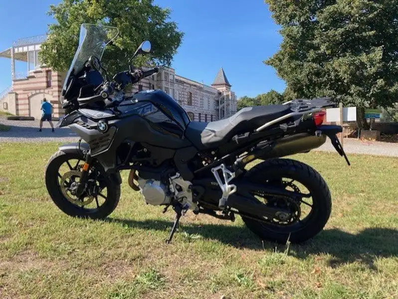 BMW F 750 GS - foto 2