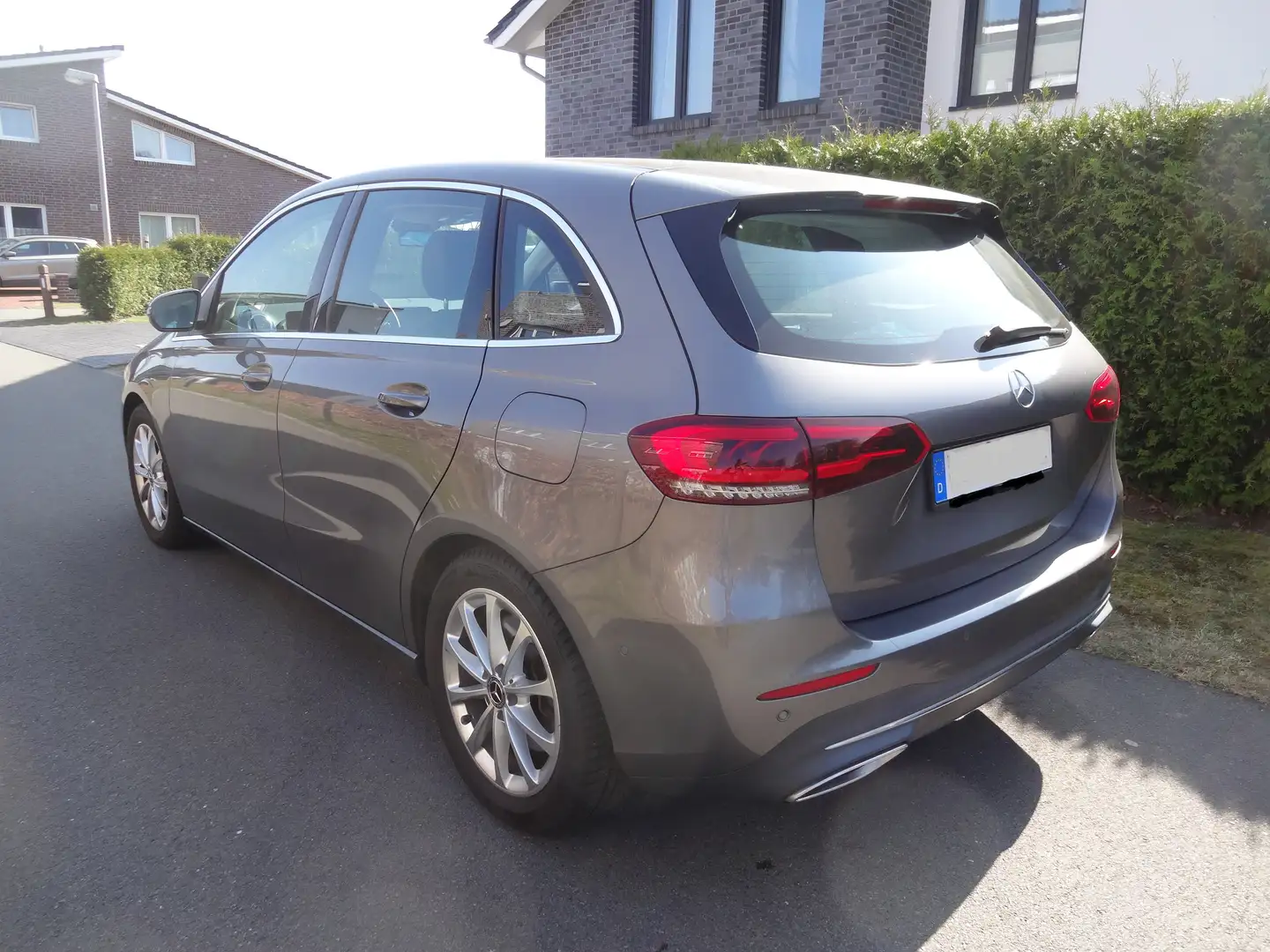 Mercedes-Benz B 250 (neues Modell), 7G-DCT 2,0l , Kamera, , Totwinkel Šedá - 1