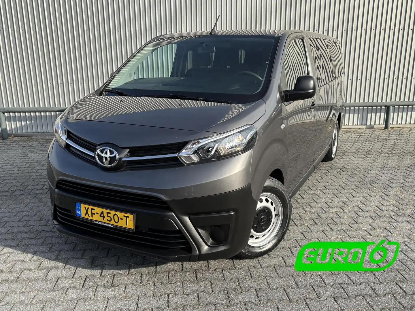 Toyota Proace Shuttle 1.5 Cool Comfort Long*EX.BTW/BPM*9PERS*A/C Grijs - 1