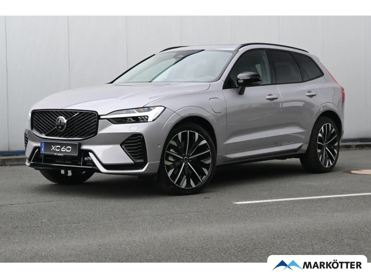 Volvo XC60 T8 AWD Ultra Dark Plug-In Hybrid/Massagesitze Silber - 1