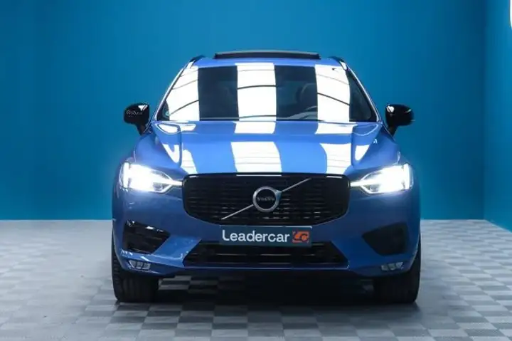 Volvo XC60 2021, foto 12