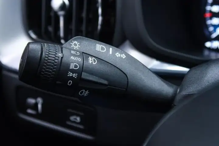 Volvo XC60 2021, foto 36