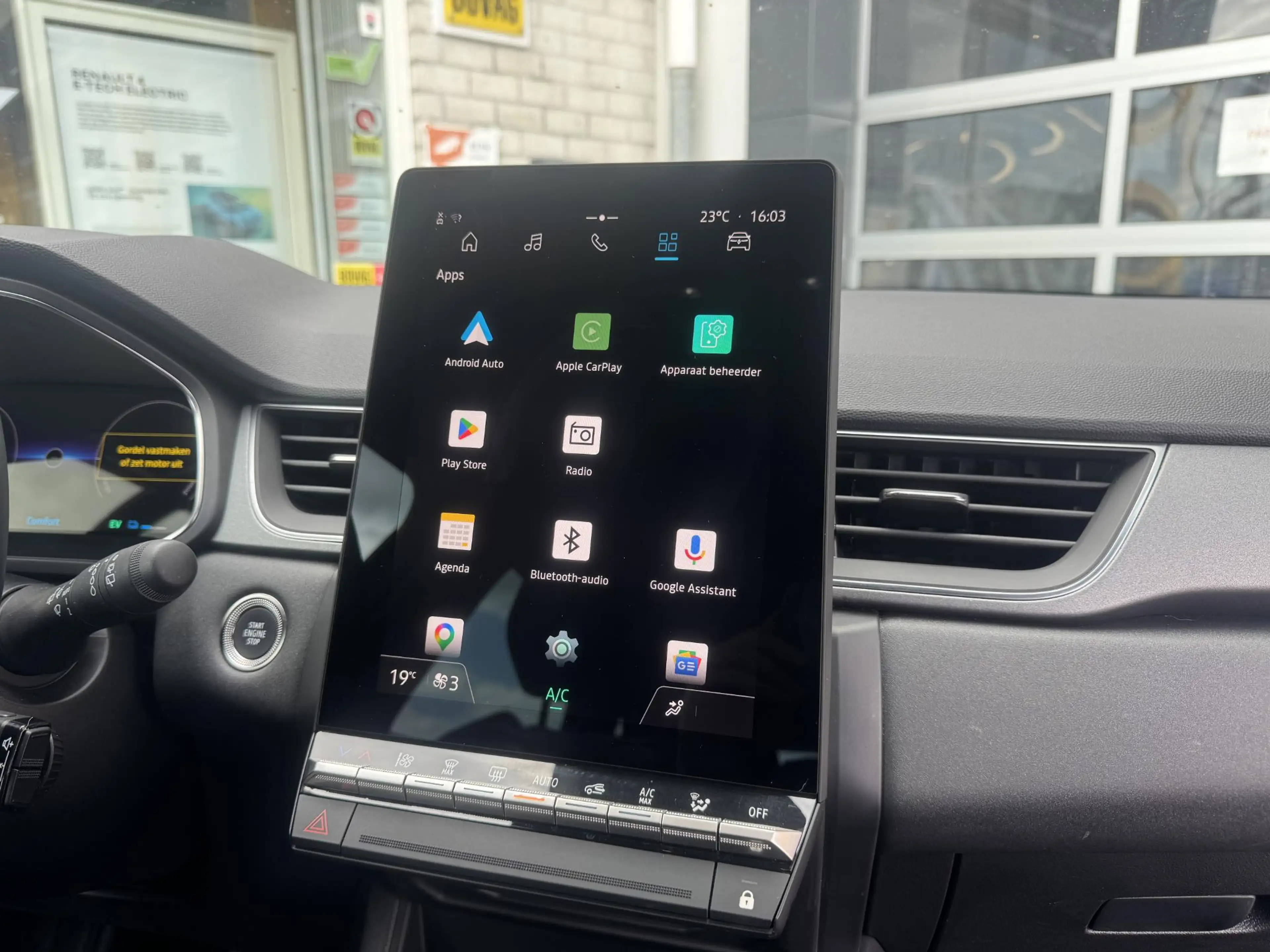 Renault Captur 1.6 E-Tech Hybrid | Google Maps Navigatie | Achter — photo 22