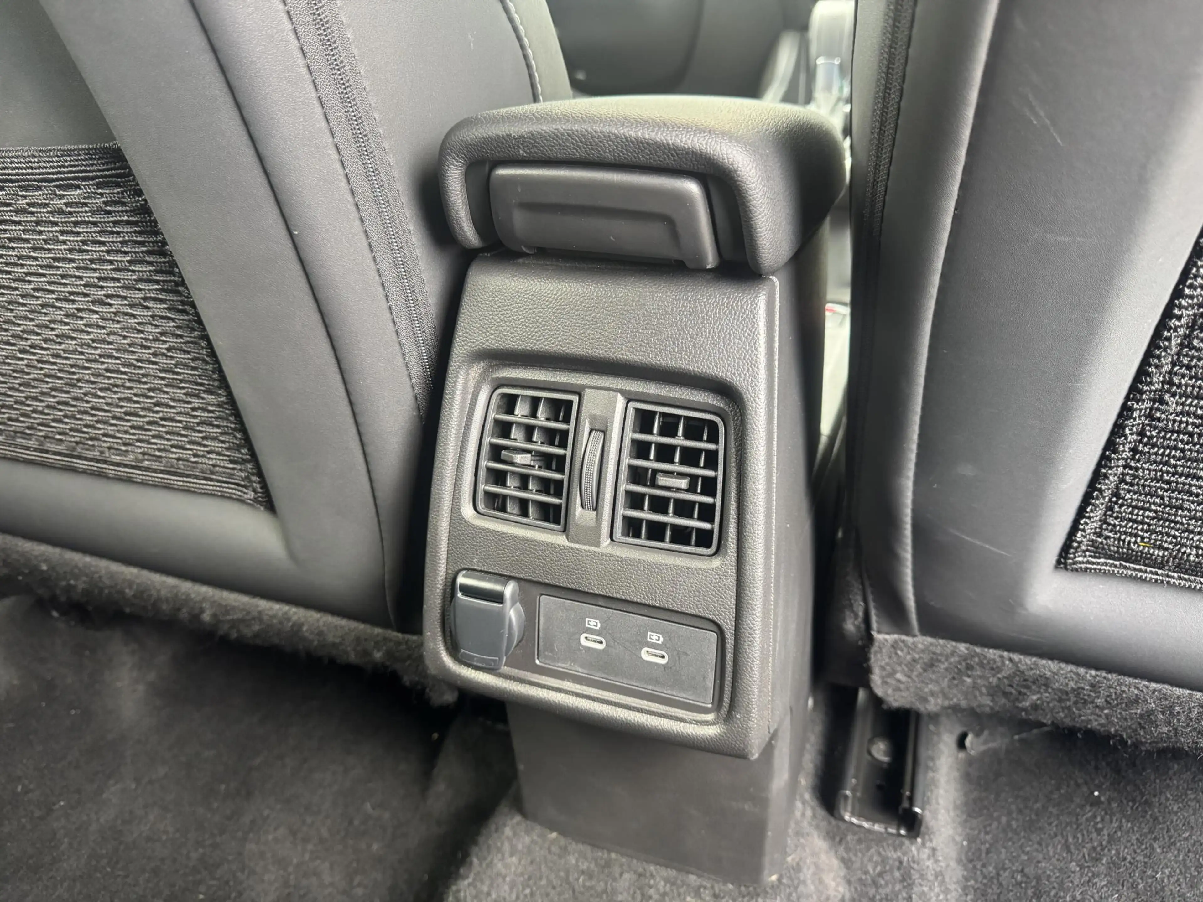Renault Captur 1.6 E-Tech Hybrid | Google Maps Navigatie | Achter — photo 21