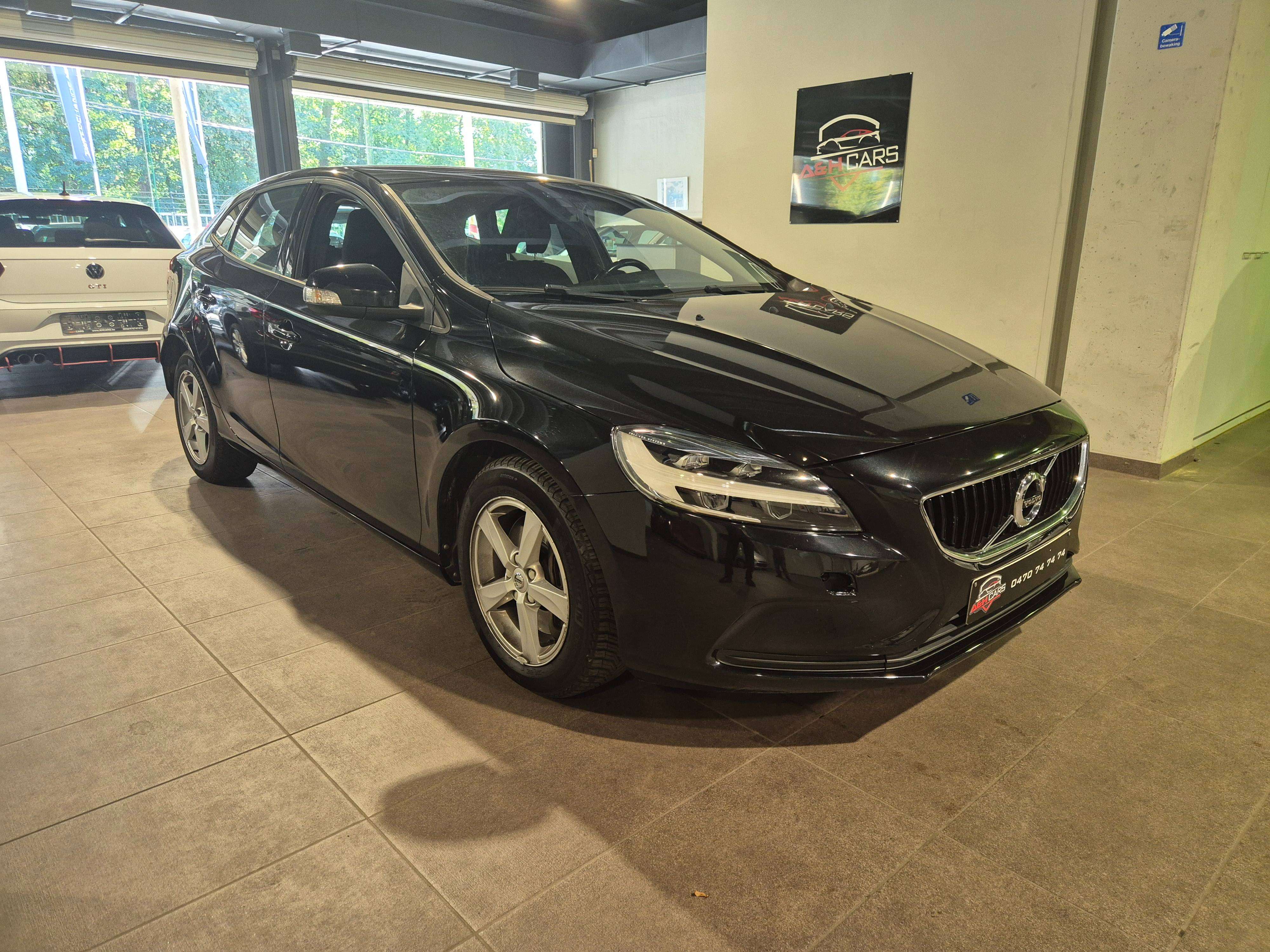 Volvo V40