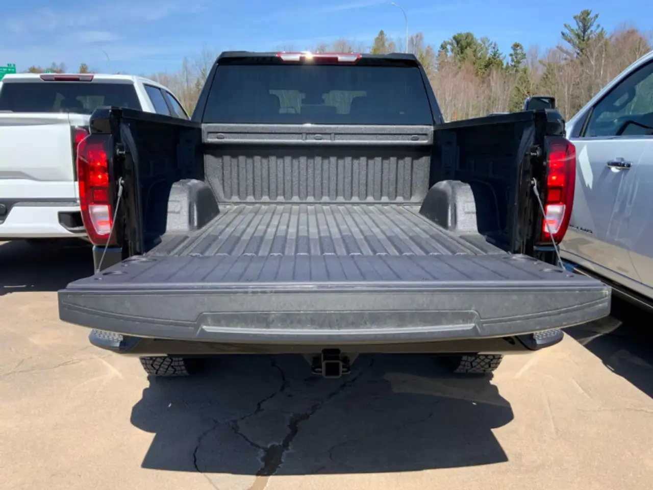 GMC Sierra 1500 снимка GMC Sierra 1500