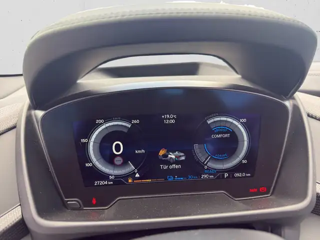 BMW I8 view 11