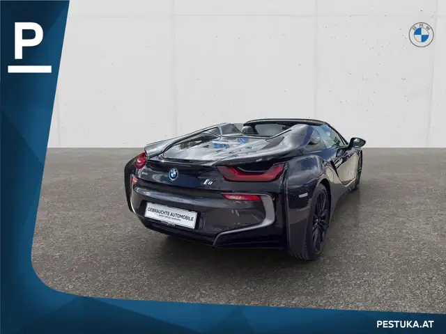 BMW I8 view 4