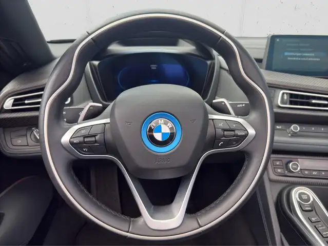 BMW I8 view 12