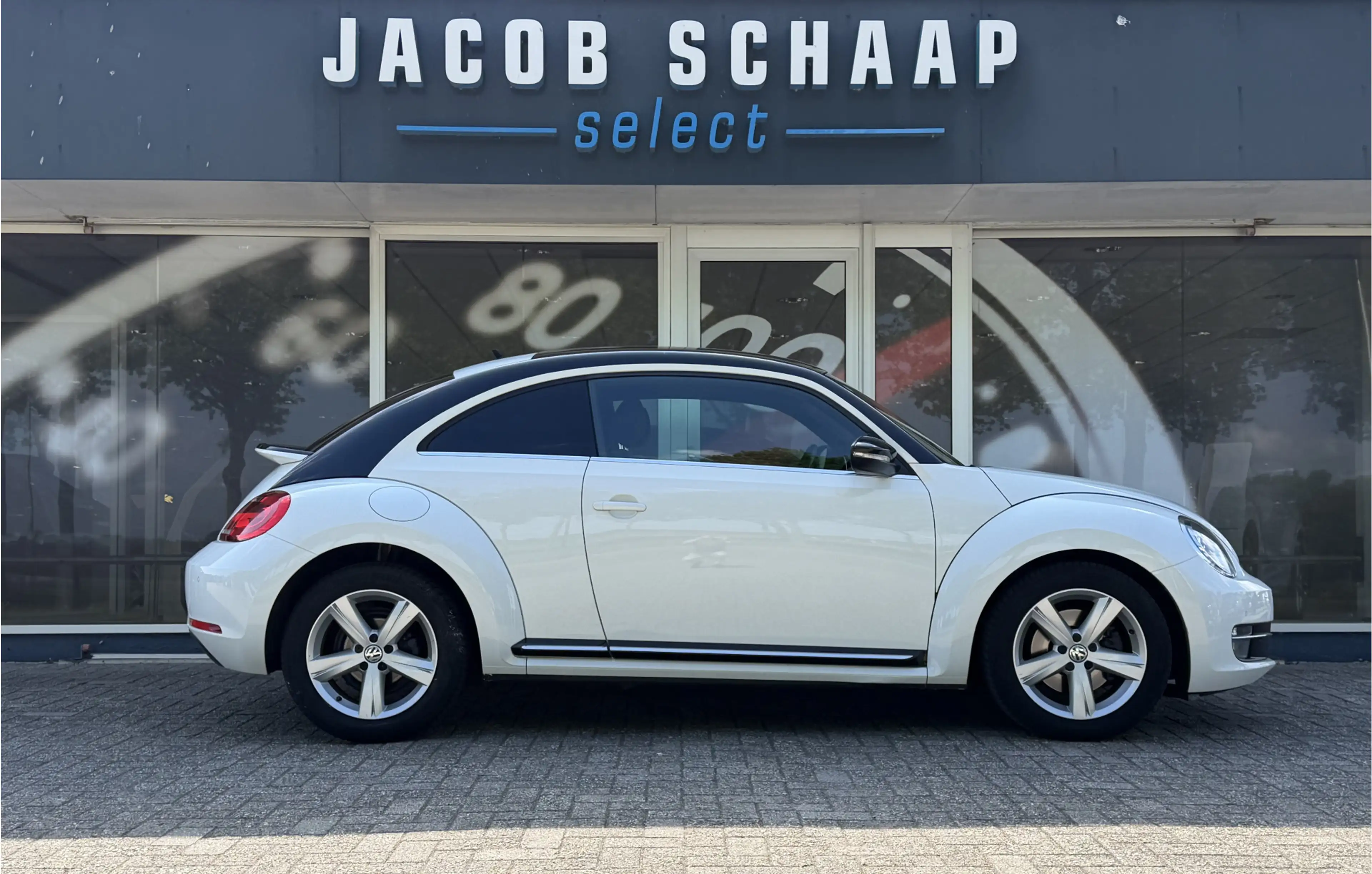Volkswagen Beetle 1.4 TSI Trend Automaat / Sportstoelen / Carplay / — photo 15