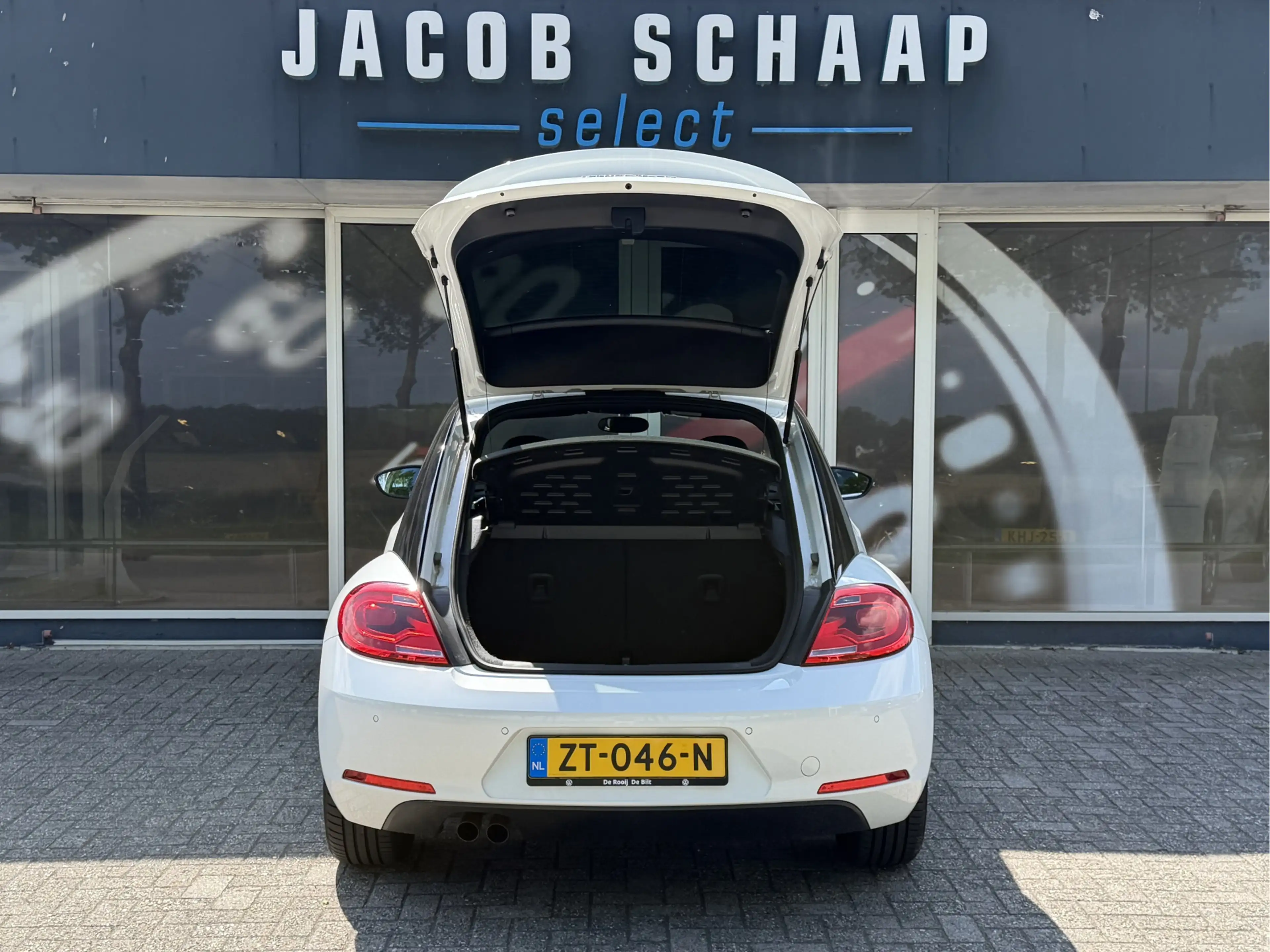 Volkswagen Beetle 1.4 TSI Trend Automaat / Sportstoelen / Carplay / — photo 12