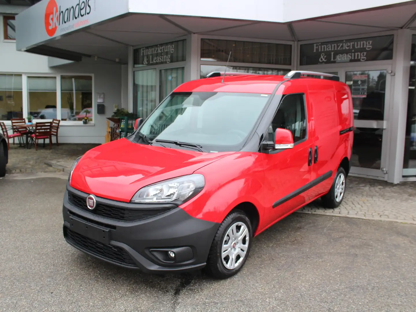Fiat Doblo Cargo 1.6 MultiJet SX Kasten KLIMA Rosso - 1