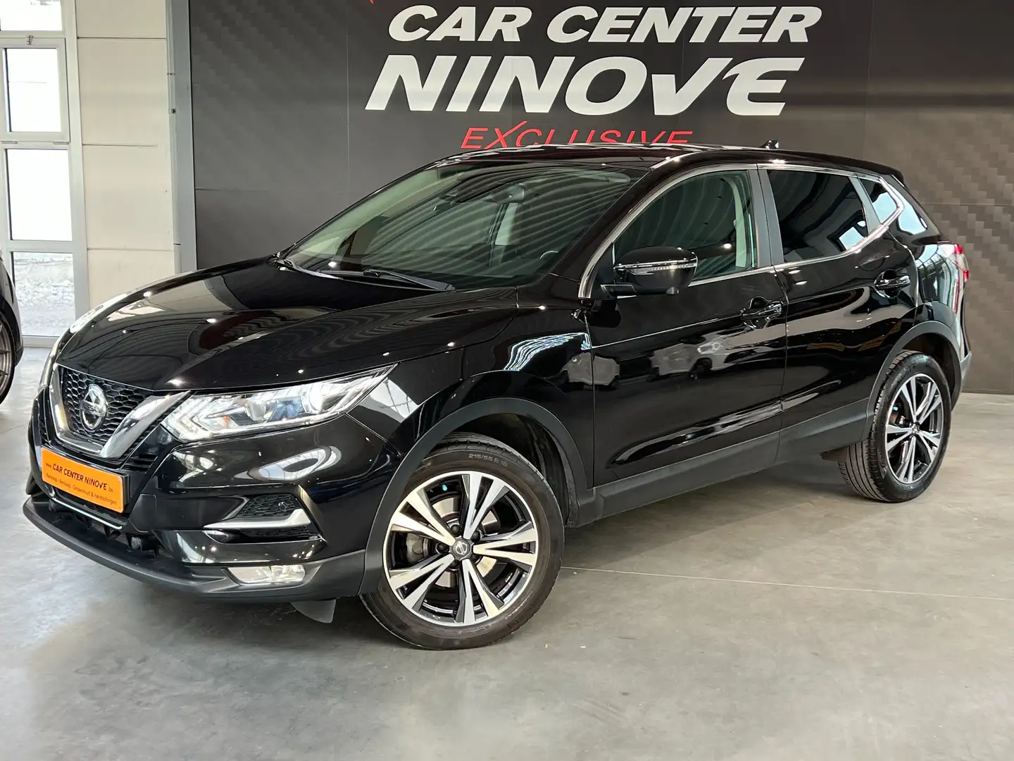 Nissan Qashqai Qashqai 1.3 DIG-T N-CONNECTA Negro - 2