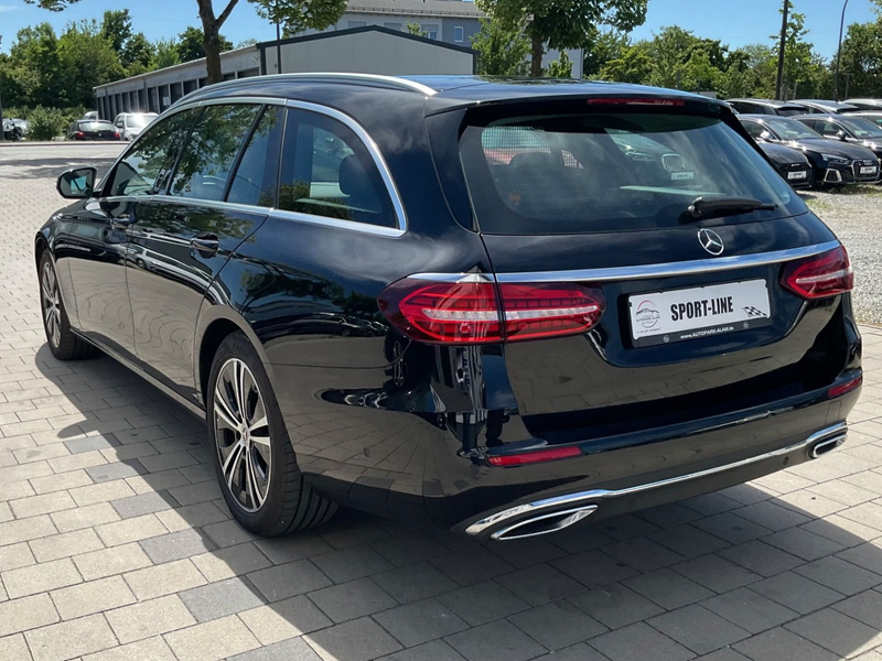 Mercedes-Benz E 400 d 4Matic CarPlay Navi Park Pano RFK ViCo — photo 3