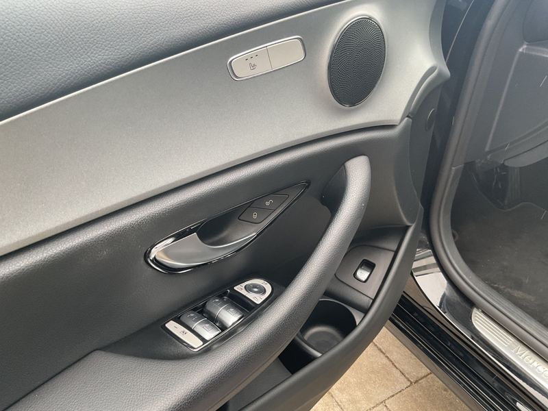 Mercedes-Benz E 400 d 4Matic CarPlay Navi Park Pano RFK ViCo — photo 15