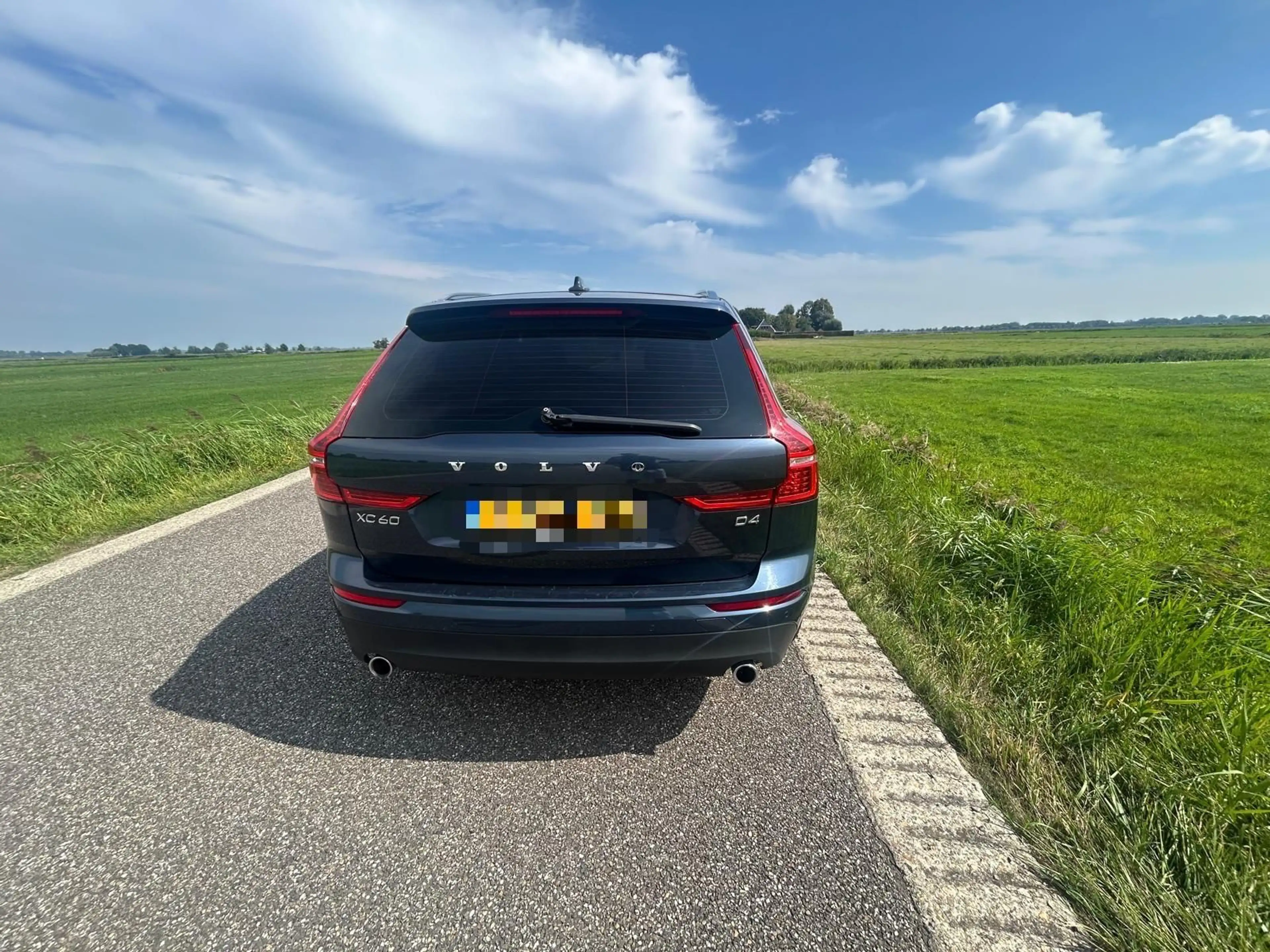 Volvo XC60 D4 Momentum Volvo Service History — photo 5