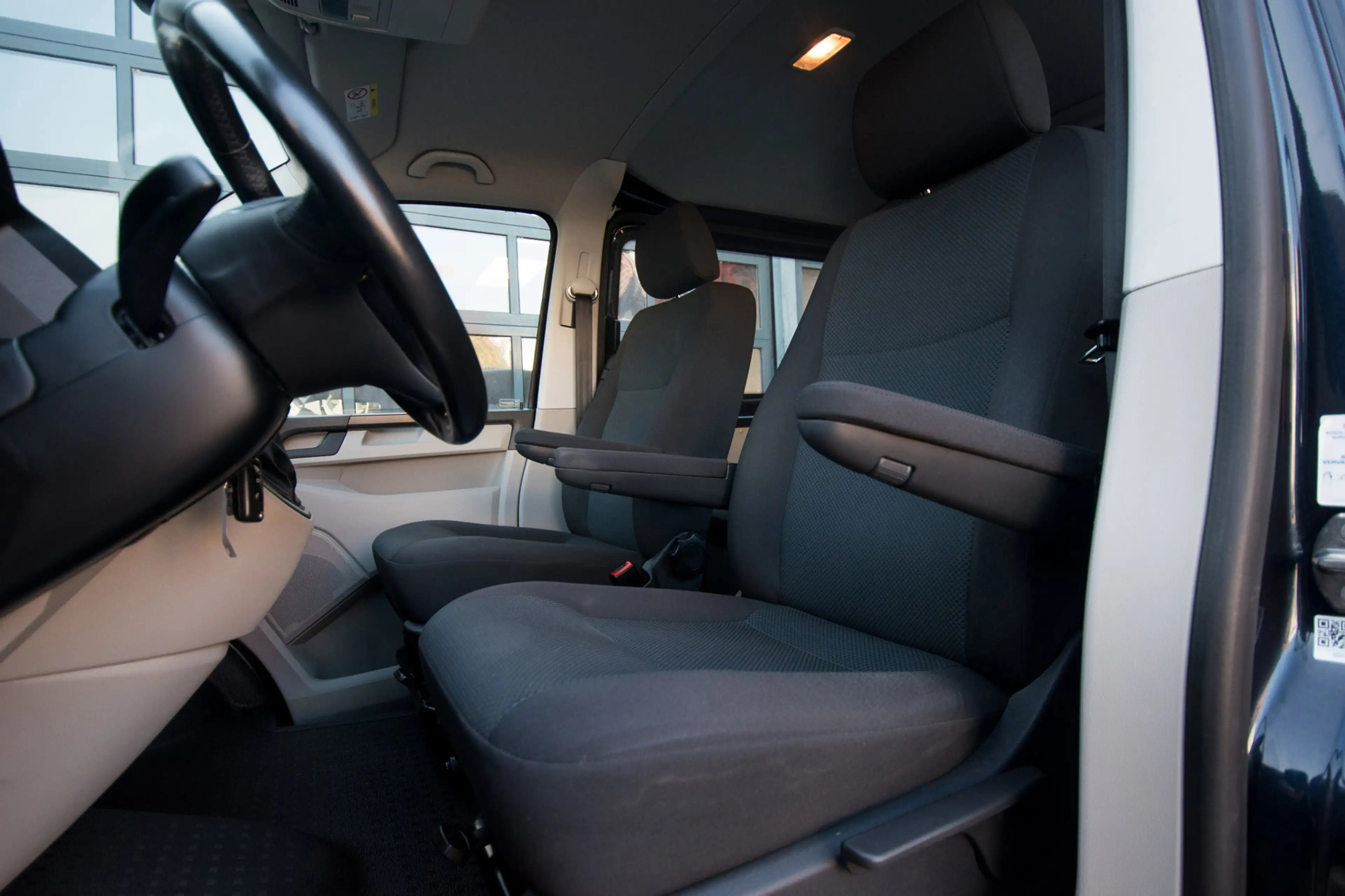Volkswagen Transporter 2.0 TDI L1H2 Highline MARGE|Dubbele Cabine|NAP|DSG — photo 4