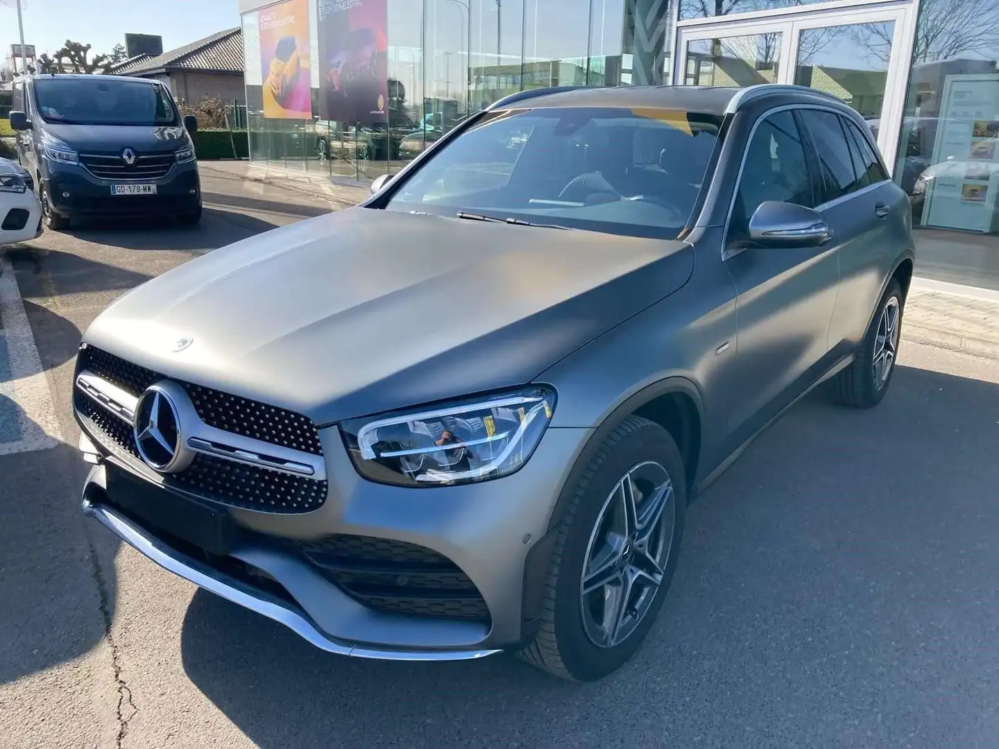 Mercedes-Benz GLC 300 300e 4-Matic PHEV AMG-Line Gris - 2
