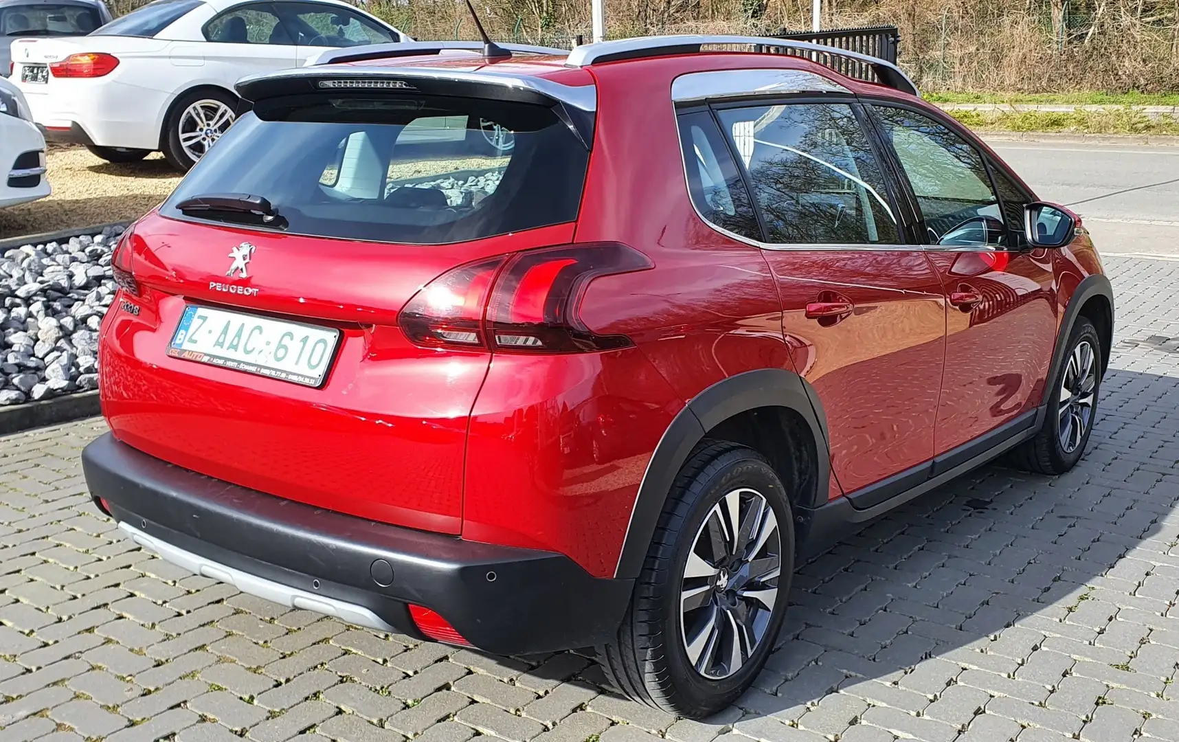 Peugeot 2008 1.2 PureTech Allure / Garantie / 1er Propriétaire Rood - 2