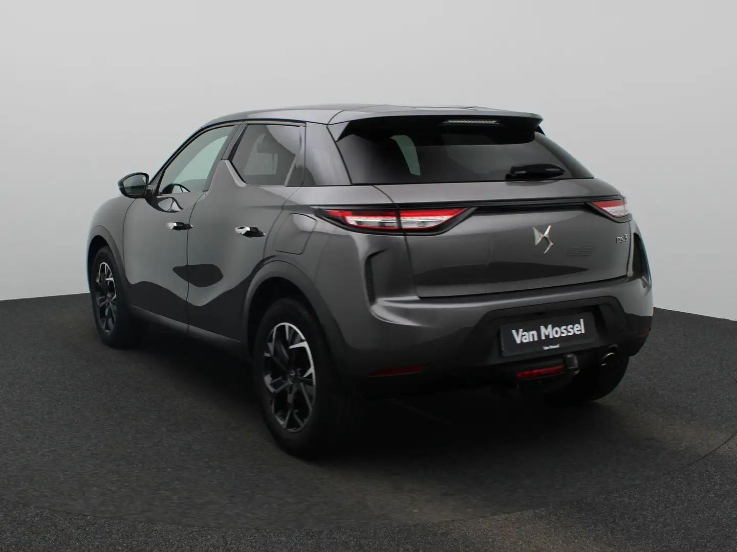 DS Automobiles DS 3 Crossback BlueHDi 130 Automaat | Carplay | Camera | Cruise Gris - 2