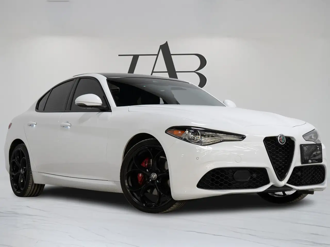 Alfa Romeo Giulia снимка Alfa Romeo Giulia