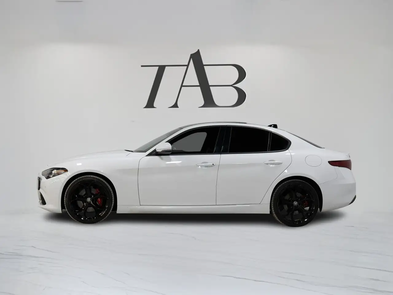 Alfa Romeo Giulia снимка Alfa Romeo Giulia