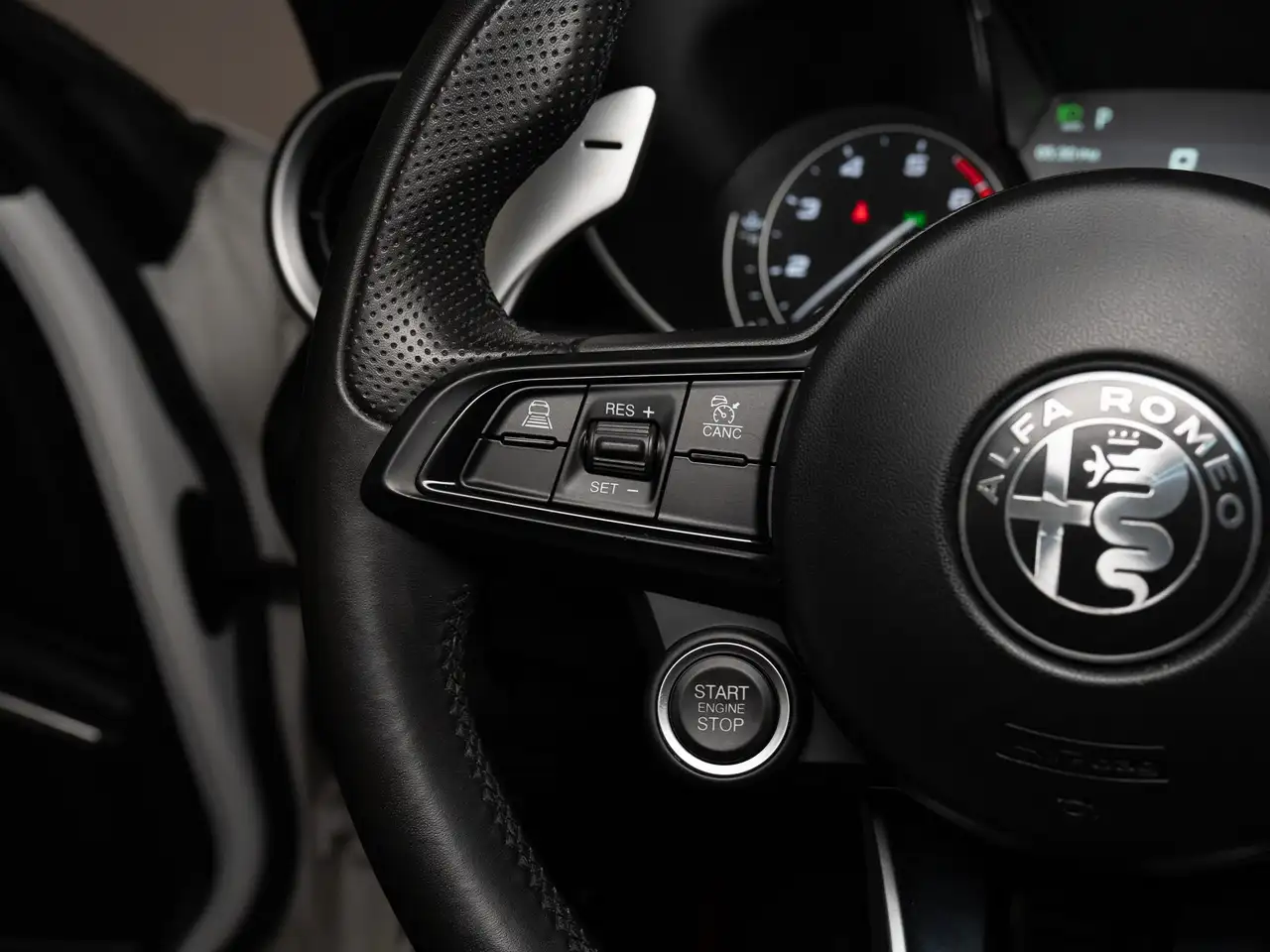 Alfa Romeo Giulia снимка Alfa Romeo Giulia